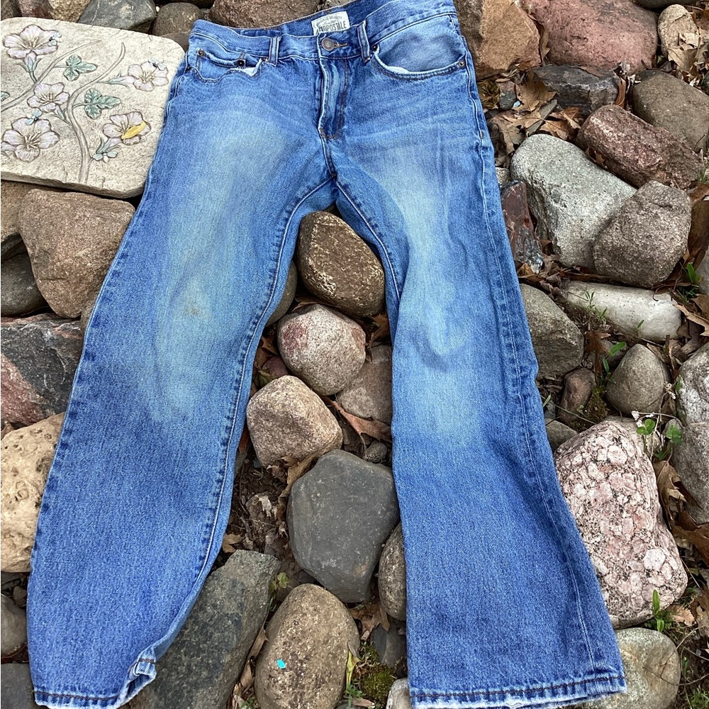 👖  Aeropostale Medium Wash Distressed Slim Boot Cut Jean Size 32/30